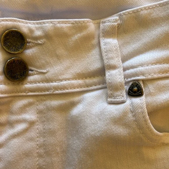 Kut from the Kloth white cropped Jeans. Cameron straight leg. Mid rise - Picture 3 of 14
